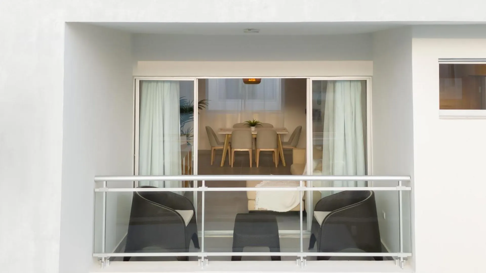 White Sands Condo, Beach, Wi-Fi, Pool Punta Cana Dominican Republic